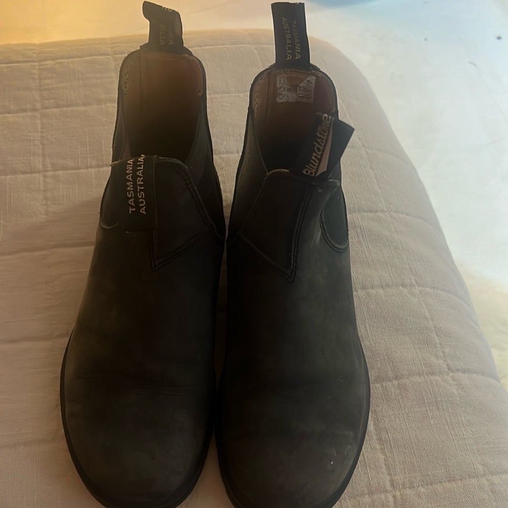 Blundstone- Rustic Black Women’s boots